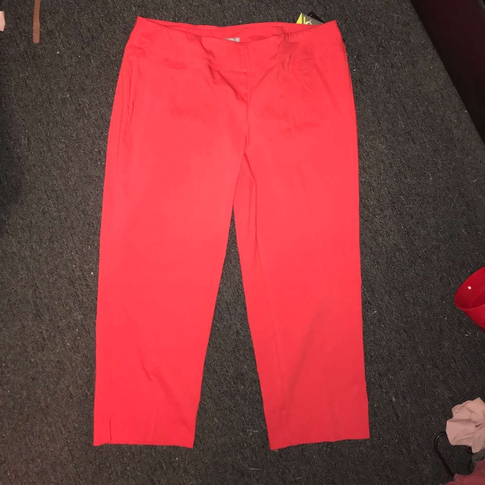 Size 18 slimming cropped dress pant
